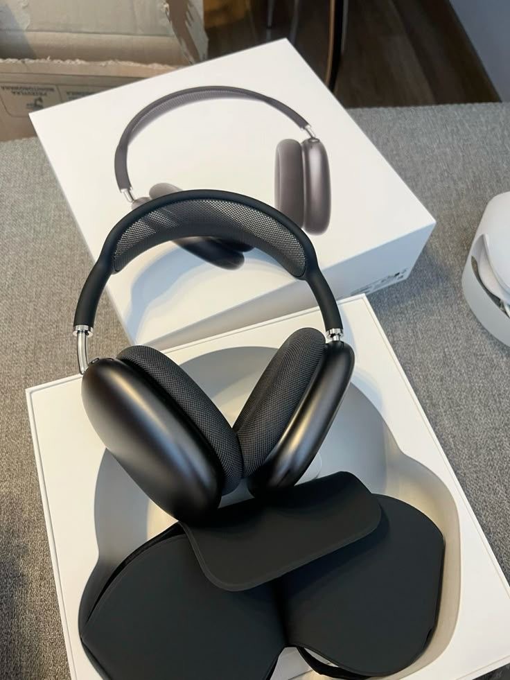 AirPods Max AirPods Max